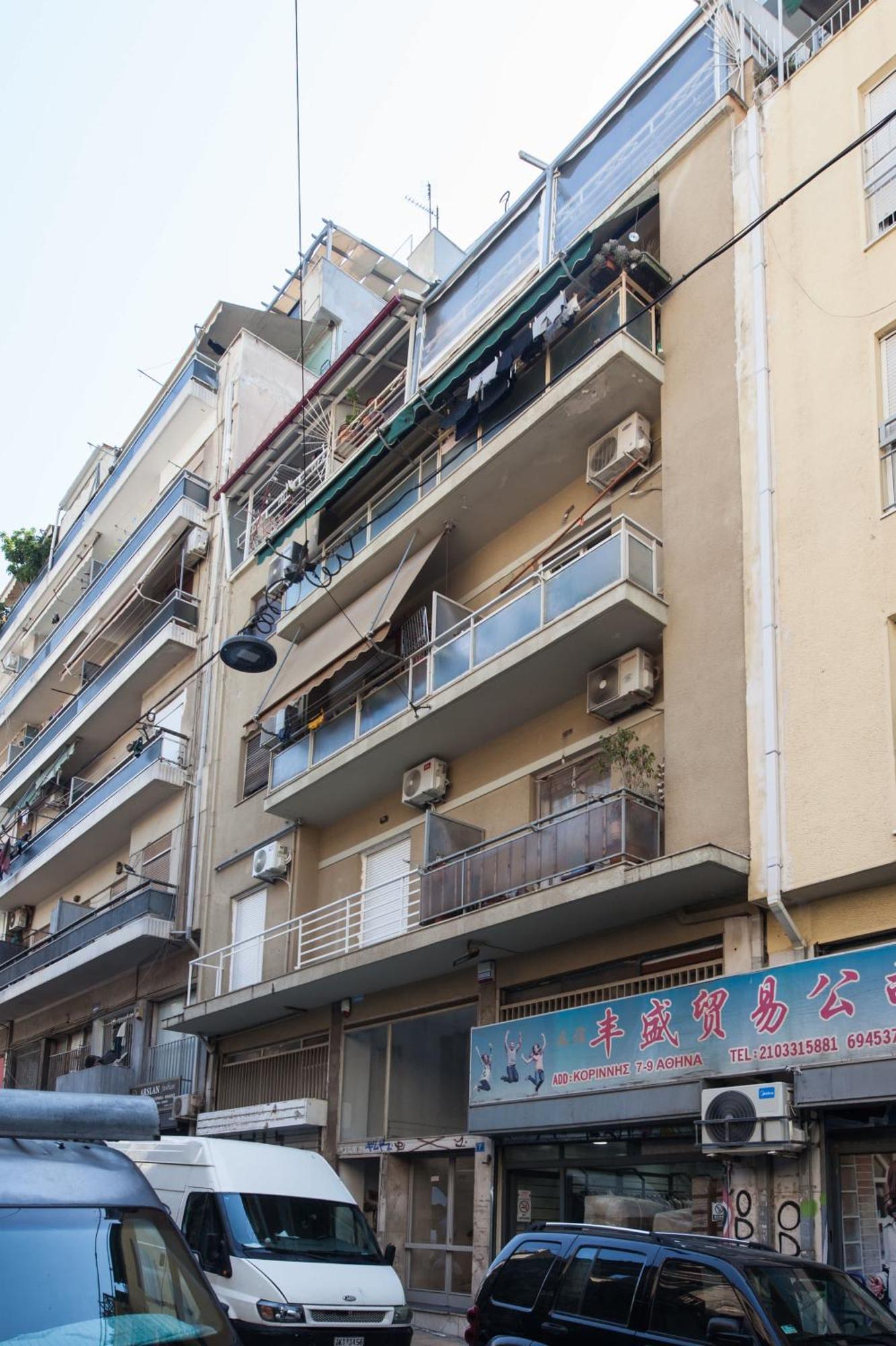 Central 2 Bd Apt With Balcony By Monastiraki Atenas Exterior foto